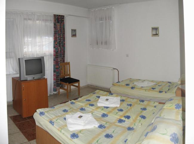 Nadix Panzio Bed and Breakfast Debrecen Kamer foto