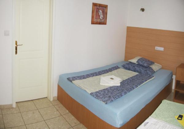 Nadix Panzio Bed and Breakfast Debrecen Kamer foto